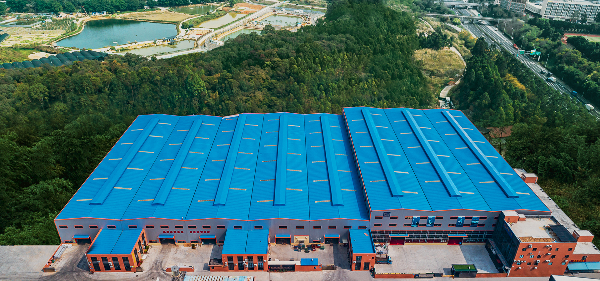 
Professionel aluminium
&nbsp;
vindues- og dørproducent
